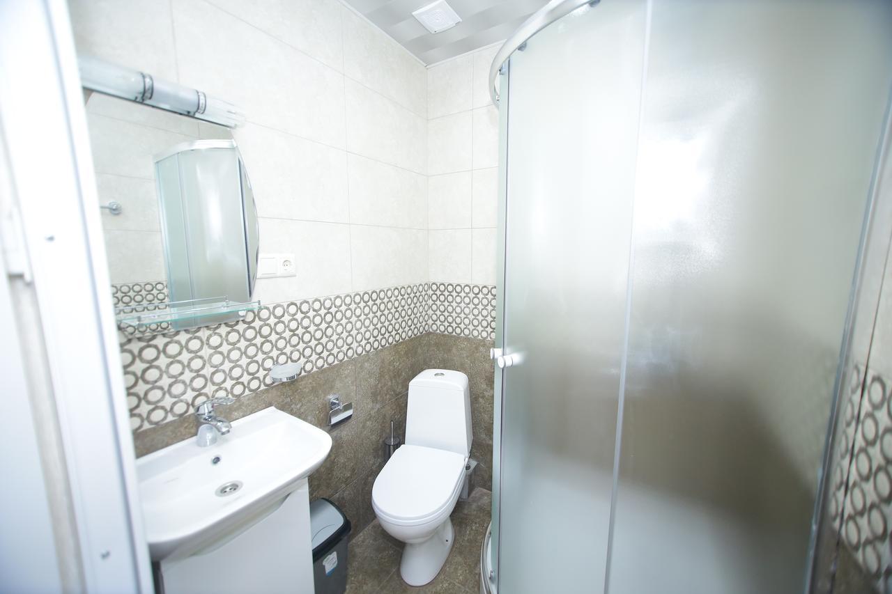 Four Rooms Tbilisi Bagian luar foto