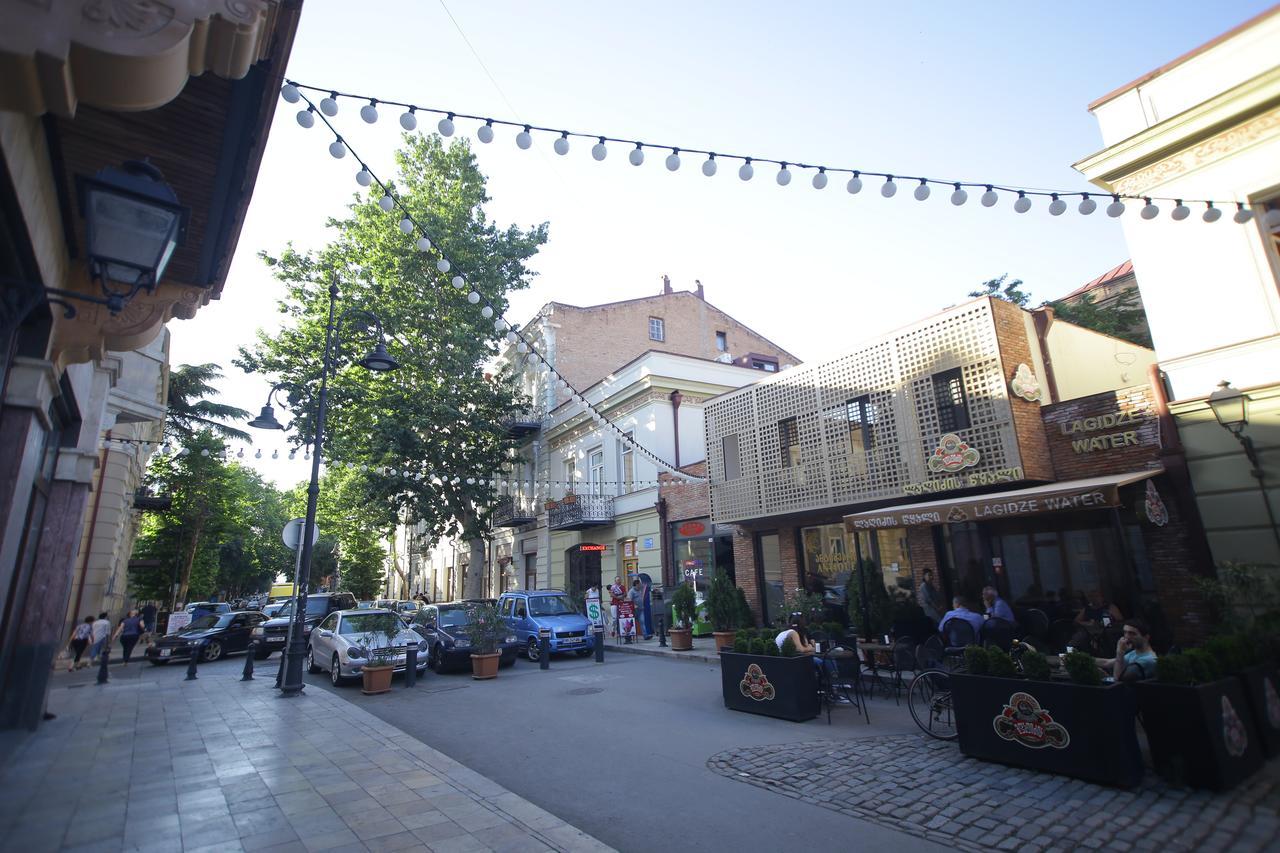 Four Rooms Tbilisi Bagian luar foto